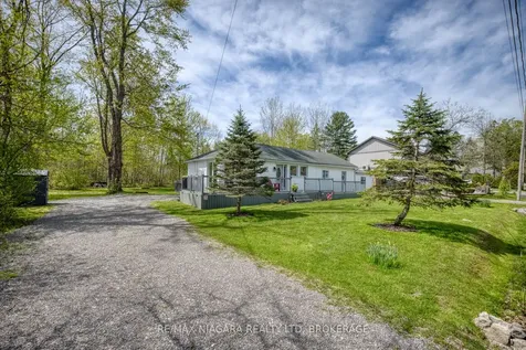 3283 Grove Avenue Fort Erie ON L0S 1N0