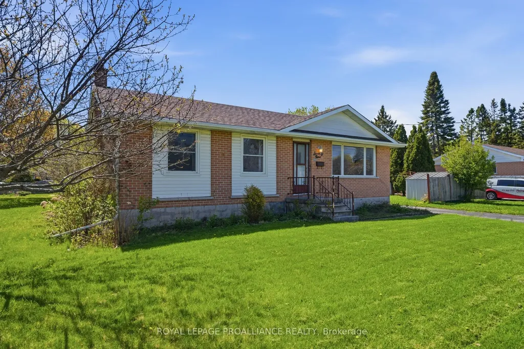 79 Cascade Boulevard Belleville ON K8P 4L6