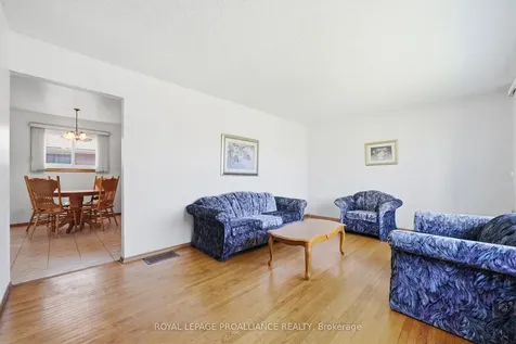 79 Cascade Boulevard Belleville ON K8P 4L6