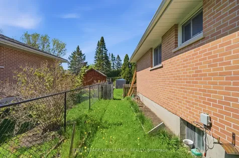 79 Cascade Boulevard Belleville ON K8P 4L6