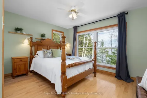 1078 Owls Court Lane Lake Of Bays ON P1H 2J3