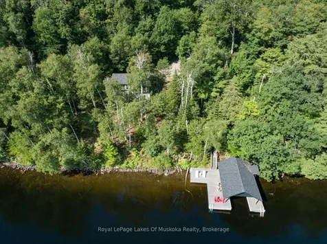 1078 Owls Court Lane Lake Of Bays ON P1H 2J3