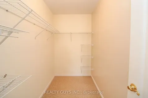 909 Wentworth Street Peterborough ON K9J 8R7