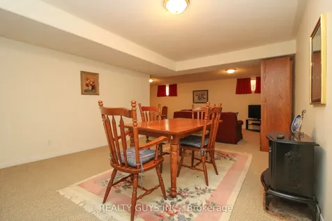 909 Wentworth Street Peterborough ON K9J 8R7
