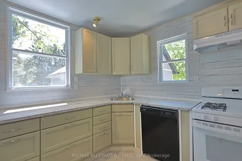 76 Franklin Street Lambton Shores ON N0M 2N0