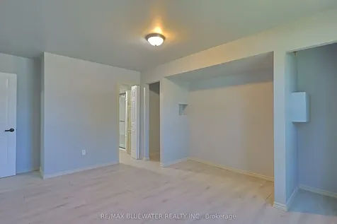 76 Franklin Street Lambton Shores ON N0M 2N0