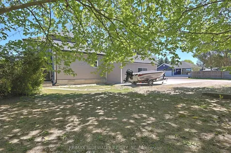76 Franklin Street Lambton Shores ON N0M 2N0