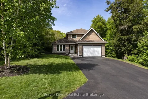 5 Mackenzie Drive Huntsville ON P1H 0A1