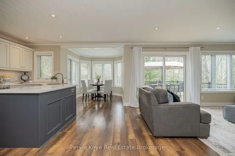 5 Mackenzie Drive Huntsville ON P1H 0A1