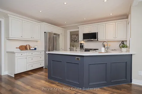 5 Mackenzie Drive Huntsville ON P1H 0A1
