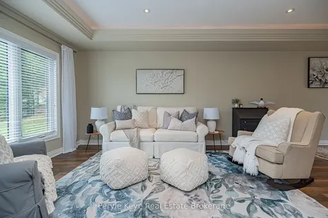 5 Mackenzie Drive Huntsville ON P1H 0A1