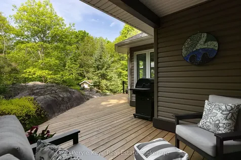 5 Mackenzie Drive Huntsville ON P1H 0A1