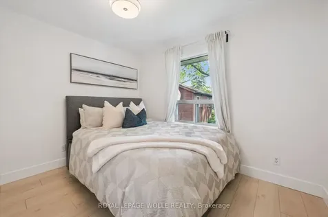 98 Chelsea Road Kitchener ON N2B 1H9