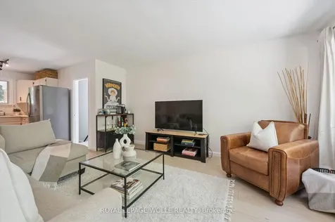 98 Chelsea Road Kitchener ON N2B 1H9