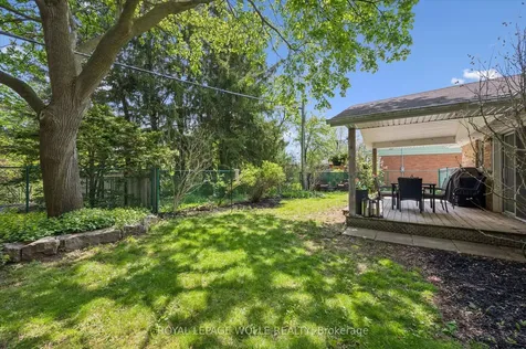 98 Chelsea Road Kitchener ON N2B 1H9