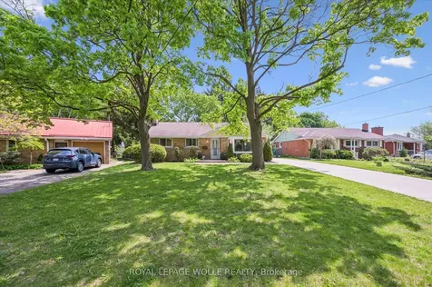 98 Chelsea Road Kitchener ON N2B 1H9