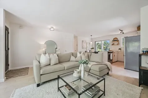 98 Chelsea Road Kitchener ON N2B 1H9