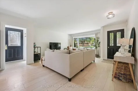 98 Chelsea Road Kitchener ON N2B 1H9