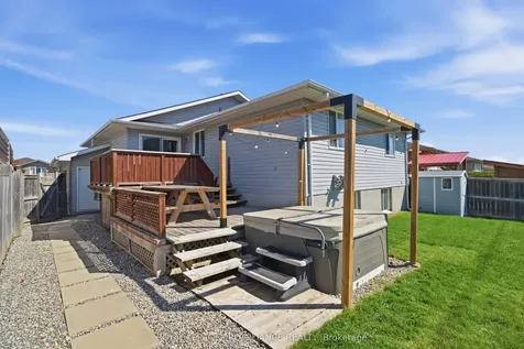 12 Ridgeview Lane Quinte West ON K8V 5P8