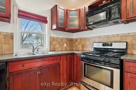 184 Stevenson Street N Guelph ON N1E 5A8