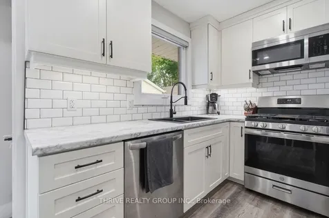 329 Strathroyal Avenue Strathroy-caradoc ON N7G 3G5