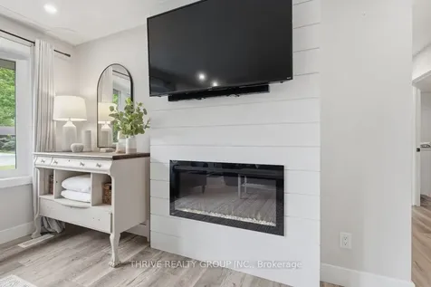 329 Strathroyal Avenue Strathroy-caradoc ON N7G 3G5