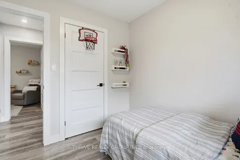 329 Strathroyal Avenue Strathroy-caradoc ON N7G 3G5