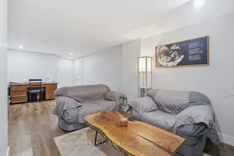 329 Strathroyal Avenue Strathroy-caradoc ON N7G 3G5