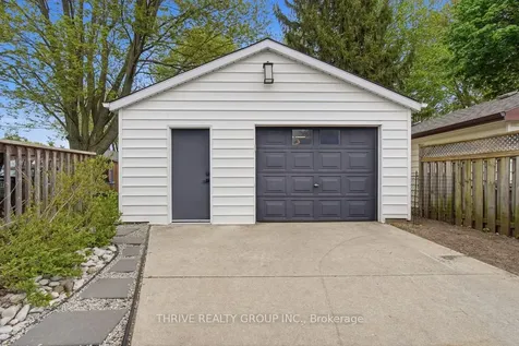 329 Strathroyal Avenue Strathroy-caradoc ON N7G 3G5