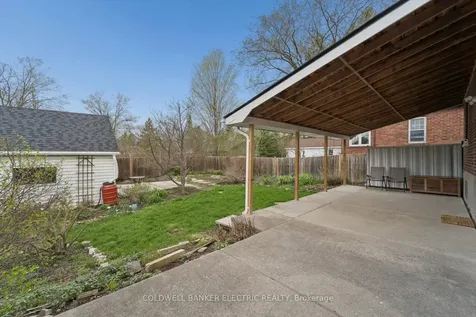 252 Aberdeen Avenue Peterborough ON K9H 4W9