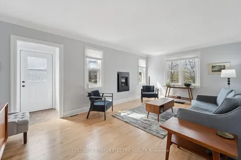 252 Aberdeen Avenue Peterborough ON K9H 4W9