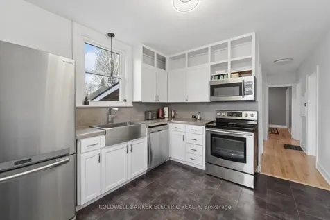 252 Aberdeen Avenue Peterborough ON K9H 4W9