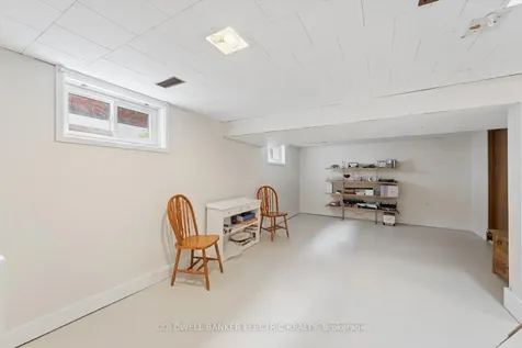 252 Aberdeen Avenue Peterborough ON K9H 4W9