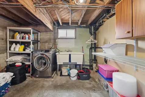 252 Aberdeen Avenue Peterborough ON K9H 4W9