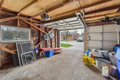 252 Aberdeen Avenue Peterborough ON K9H 4W9