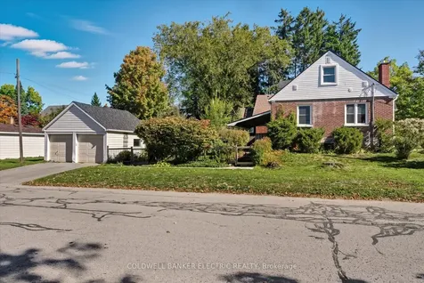 252 Aberdeen Avenue Peterborough ON K9H 4W9
