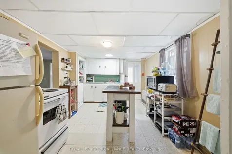 26 Johnson Street Belleville ON K8N 4T3