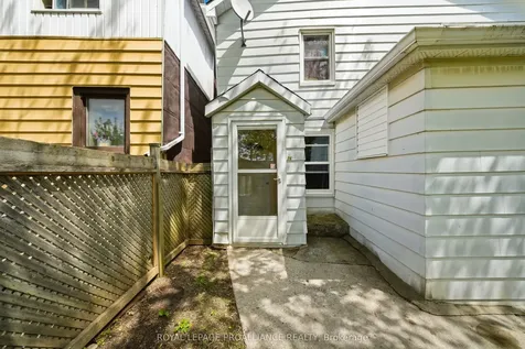 26 Johnson Street Belleville ON K8N 4T3