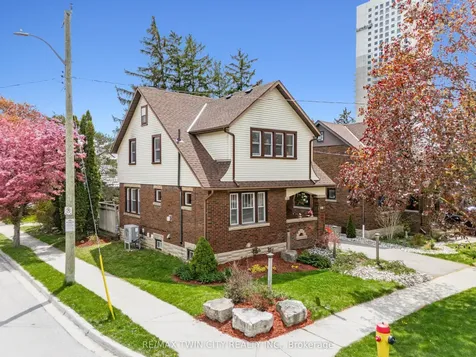 39 Borden Avenue N Kitchener ON N2H 3H9