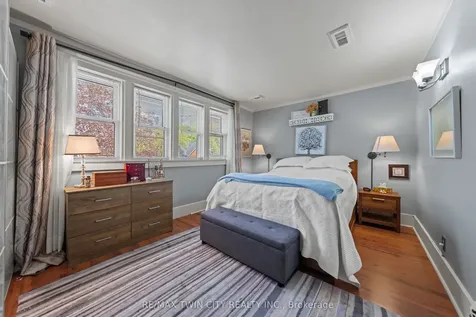 39 Borden Avenue N Kitchener ON N2H 3H9