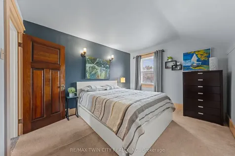 39 Borden Avenue N Kitchener ON N2H 3H9