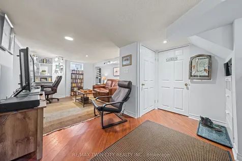 39 Borden Avenue N Kitchener ON N2H 3H9