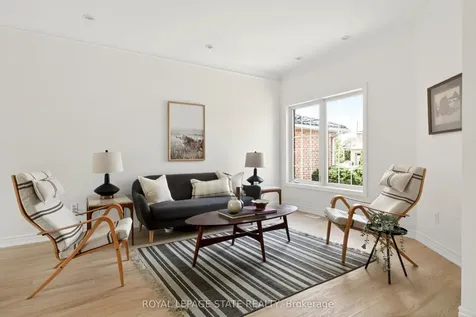 39 Distin Drive Hamilton ON L9A 5K4