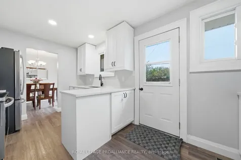 584 Whites Road Quinte West ON K8V 0P7