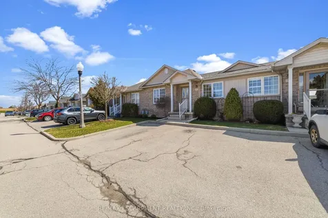 24 Kenyon Crescent Grimsby ON L3M 5S4
