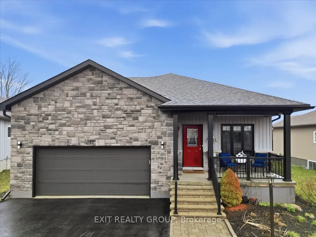 12 Dorchester Drive Prince Edward County ON K0K 3L0