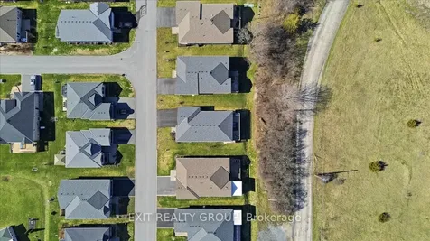 12 Dorchester Drive Prince Edward County ON K0K 3L0