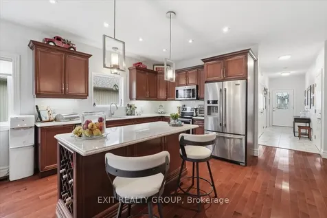12 Dorchester Drive Prince Edward County ON K0K 3L0