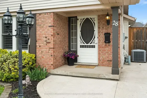 28 Fox Trail Drive St. Catharines ON L2S 3T7