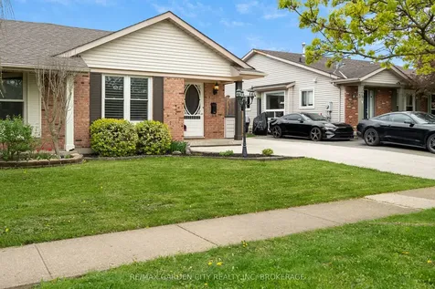 28 Fox Trail Drive St. Catharines ON L2S 3T7